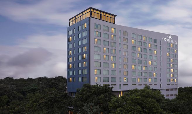Crowne Plaza Pune City Centre Exterior