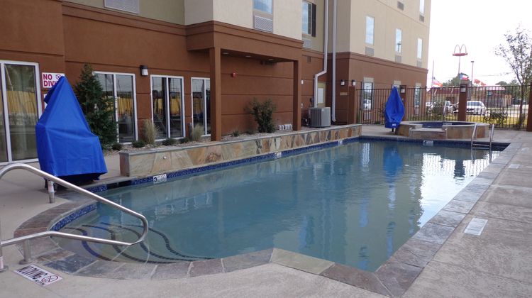 Candlewood Suites Monahans Pool