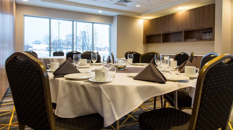 <b>Holiday Inn & Suites Mount Pleasant Meeting</b>. Images powered by <a href="https://www.leonardoworldwide.com/" title="Leonardo Worldwide" target="_blank">Leonardo</a>.
