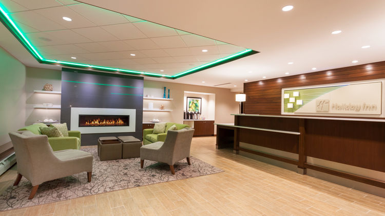 Holiday Inn Bangor-Odlin Road Lobby