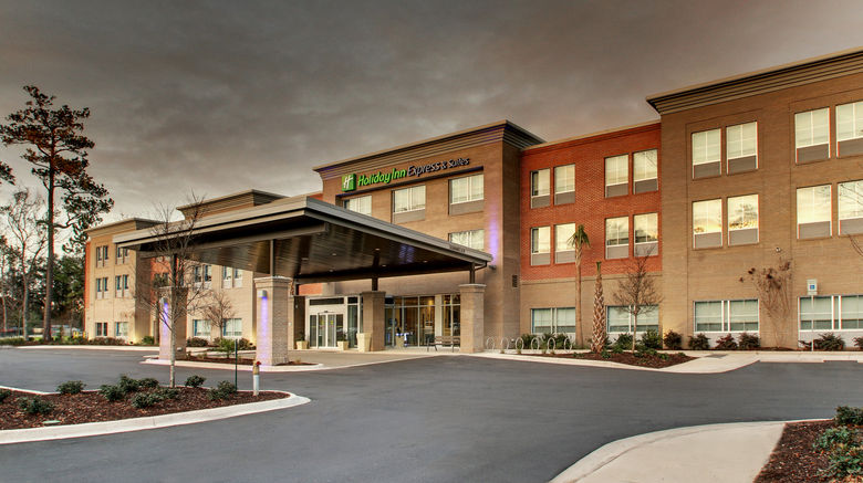 <b>Holiday Inn Express/Suites Charleston NE Exterior</b>. Images powered by <a href="https://www.leonardoworldwide.com/" title="Leonardo Worldwide" target="_blank">Leonardo</a>.