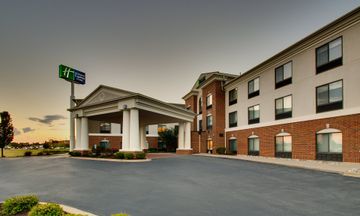 Holiday Inn Express Hotel & Suites