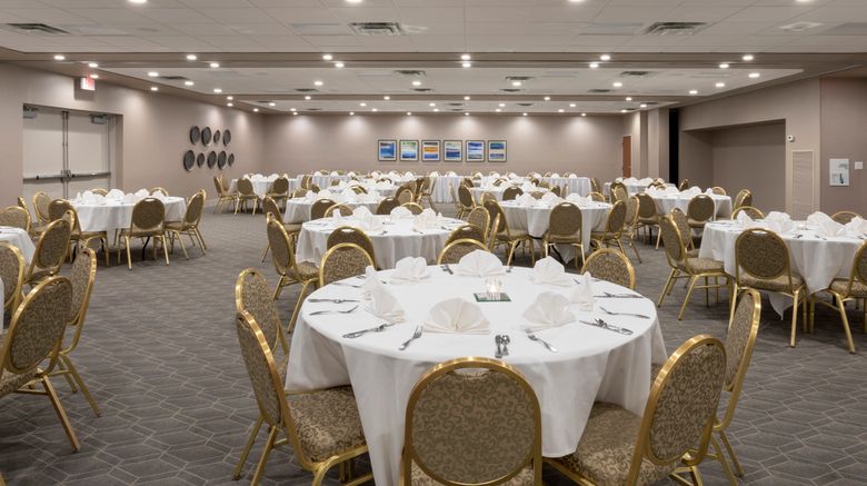 <b>Holiday Inn Marquette Ballroom</b>. Images powered by <a href="https://www.leonardoworldwide.com/" title="Leonardo Worldwide" target="_blank">Leonardo</a>.