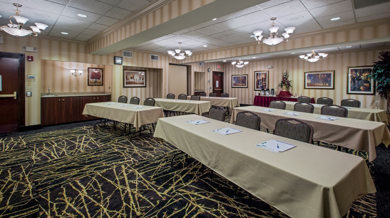<b>Holiday Inn Express Warren Meeting</b>. Images powered by <a href="https://www.leonardoworldwide.com/" title="Leonardo Worldwide" target="_blank">Leonardo</a>.