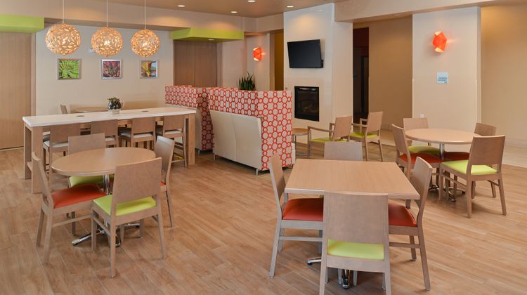 Holiday Inn Express Restaurant