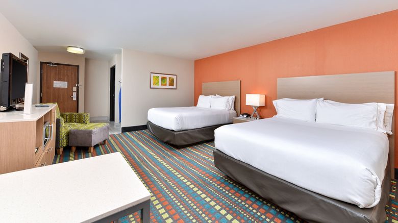 <b>Holiday Inn Express Room</b>. Images powered by <a href="https://www.leonardoworldwide.com/" title="Leonardo Worldwide" target="_blank">Leonardo</a>.