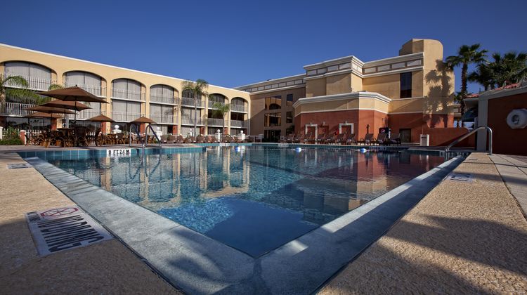 Westgate Towers Pool