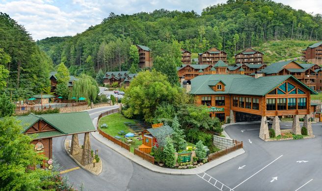 Westgate Smoky Mountain Resort and Spa Exterior