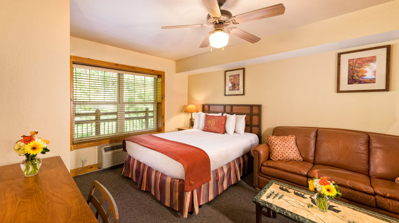 <b>Westgate Smoky Mountain Resort and Spa Room</b>. Images powered by <a href="https://www.leonardoworldwide.com/" title="Leonardo Worldwide" target="_blank">Leonardo</a>.