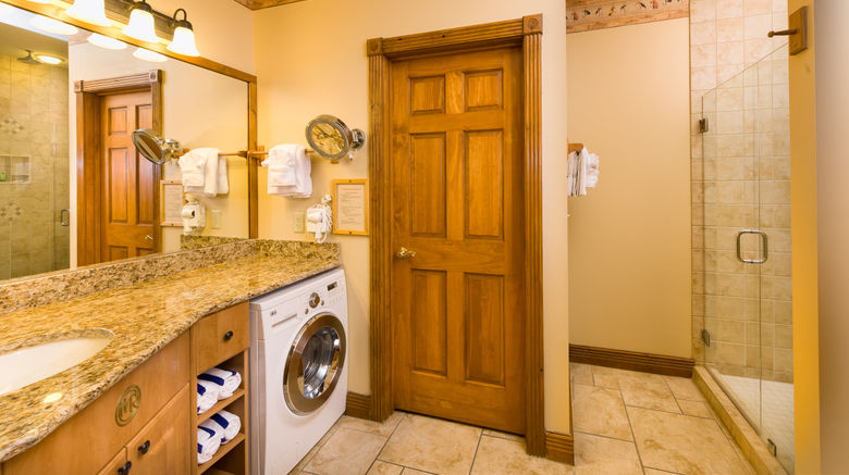 <b>Westgate Smoky Mountain Resort and Spa Room</b>. Images powered by <a href="https://www.leonardoworldwide.com/" title="Leonardo Worldwide" target="_blank">Leonardo</a>.