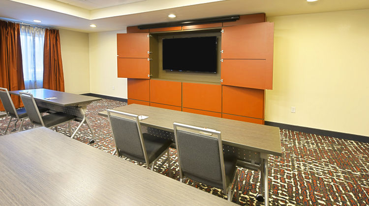 Staybridge Suites Medical Center Meeting