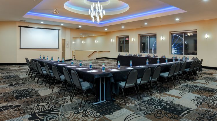 Holiday Inn Express Hotel & Suites Ballroom