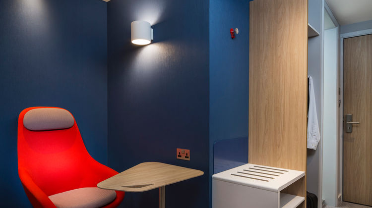 Holiday Inn Express Rouen Rive Gauche Room