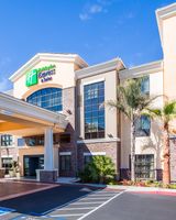 Holiday Inn Express & Suites Eureka