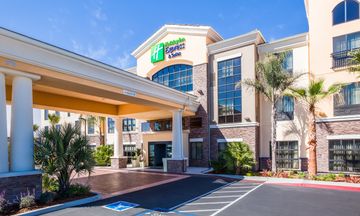 Holiday Inn Express & Suites Eureka
