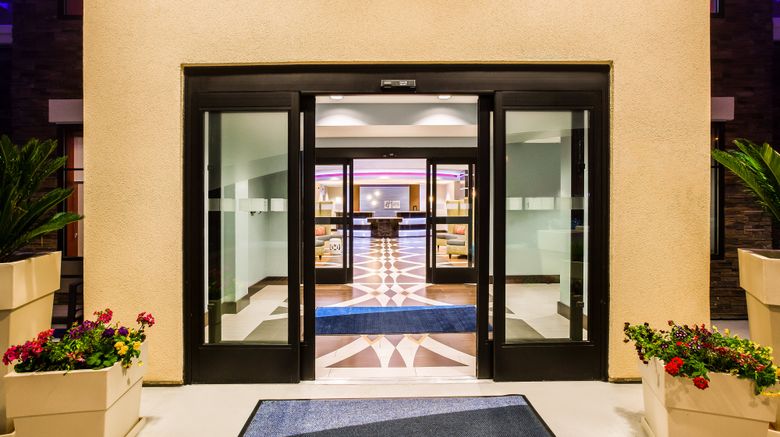 <b>Holiday Inn Express & Suites Eureka Exterior</b>. Images powered by <a href="https://www.leonardoworldwide.com/" title="Leonardo Worldwide" target="_blank">Leonardo</a>.