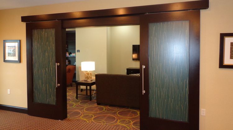 Staybridge Suites Longview Lobby