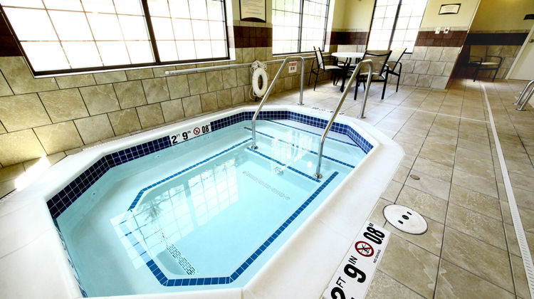 Staybridge Suites Minot Pool