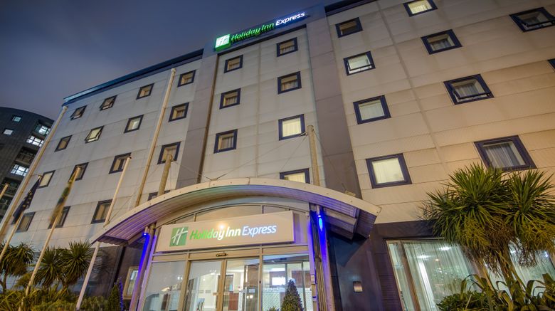 <b>Holiday Inn Express Royal Docks Exterior</b>. Images powered by <a href="https://www.leonardoworldwide.com/" title="Leonardo Worldwide" target="_blank">Leonardo</a>.