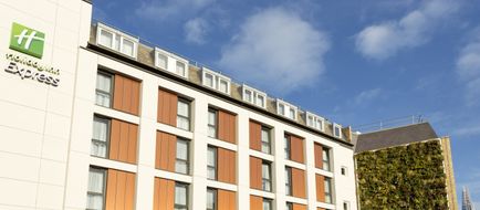 Holiday Inn Express London Southwark Exterior