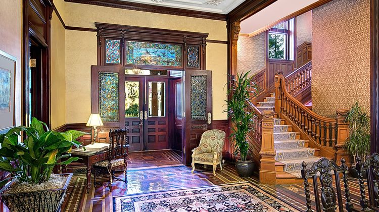 Wentworth Mansion Lobby
