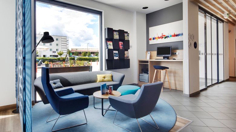 <b>Holiday Inn Express Munich Messe Lobby</b>. Images powered by <a href="https://www.leonardoworldwide.com/" title="Leonardo Worldwide" target="_blank">Leonardo</a>.