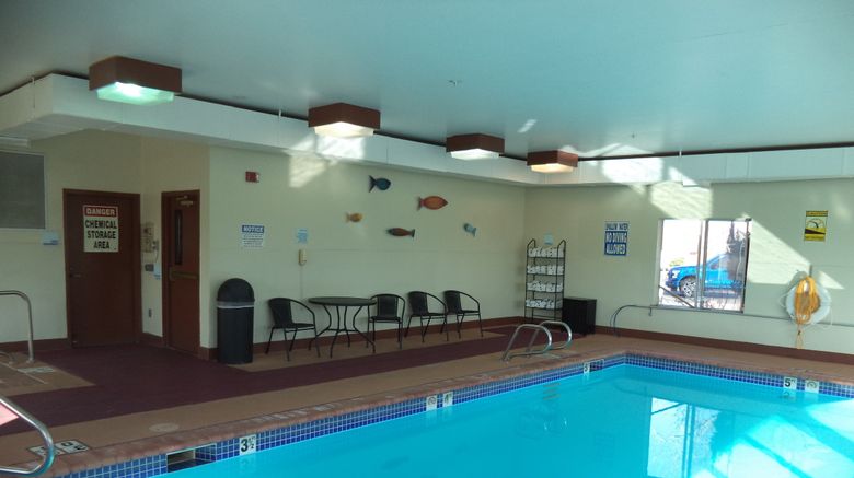 <b>Holiday Inn Express Pool</b>. Images powered by <a href="https://www.leonardoworldwide.com/" title="Leonardo Worldwide" target="_blank">Leonardo</a>.