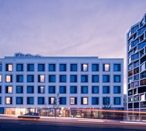 Holiday Inn Express Munich City West Exterior