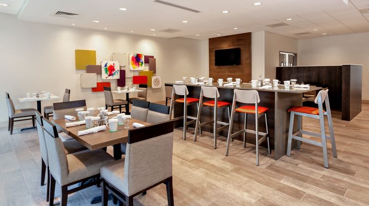 Holiday Inn E Capitol Univ Restaurant