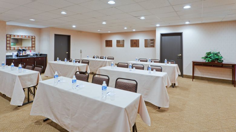 <b>Holiday Inn Express Meeting</b>. Images powered by <a href="https://www.leonardoworldwide.com/" title="Leonardo Worldwide" target="_blank">Leonardo</a>.
