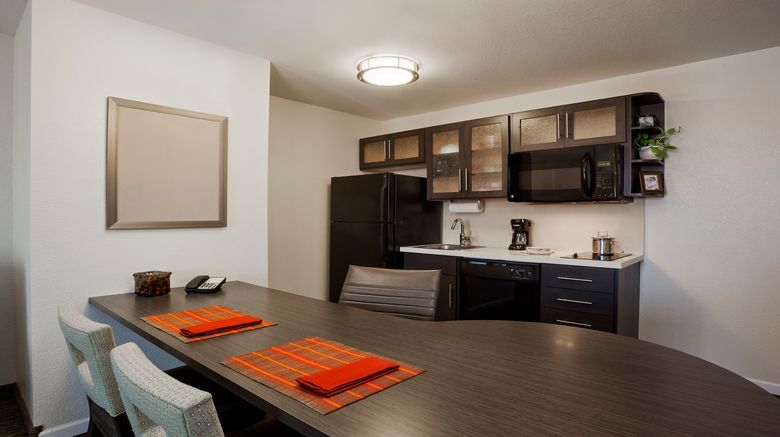 <b>Candlewood Suites Harlingen Room</b>. Images powered by <a href="https://www.leonardoworldwide.com/" title="Leonardo Worldwide" target="_blank">Leonardo</a>.