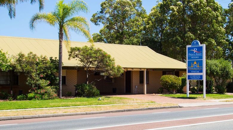 <b>Pinjarra Resort Exterior</b>. Images powered by <a href="https://www.leonardoworldwide.com/" title="Leonardo Worldwide" target="_blank">Leonardo</a>.