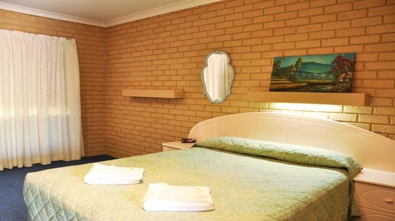 <b>Pinjarra Resort Room</b>. Images powered by <a href="https://www.leonardoworldwide.com/" title="Leonardo Worldwide" target="_blank">Leonardo</a>.