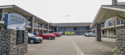Aotea Motor Lodge Exterior