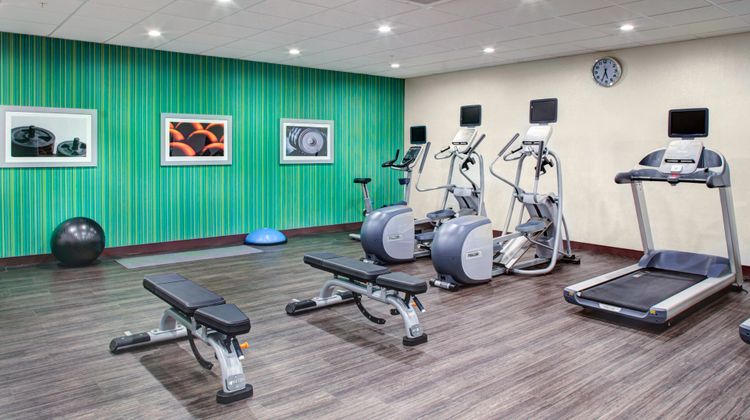 Holiday Inn Express & Suites Coldwater Health Club