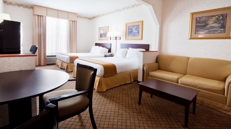 Holiday Inn Express Room