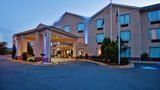 <b>Holiday Inn Express Exterior</b>. Images powered by <a href="https://www.leonardoworldwide.com/" title="Leonardo Worldwide" target="_blank">Leonardo</a>.