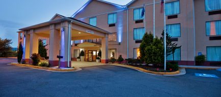 Holiday Inn Express Exterior