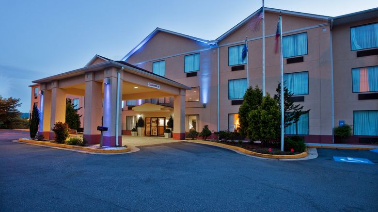 <b>Holiday Inn Express Exterior</b>. Images powered by <a href="https://www.leonardoworldwide.com/" title="Leonardo Worldwide" target="_blank">Leonardo</a>.
