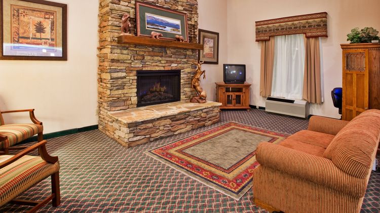 Holiday Inn Express Lobby