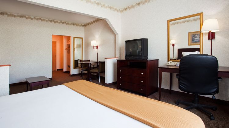 Holiday Inn Express Room