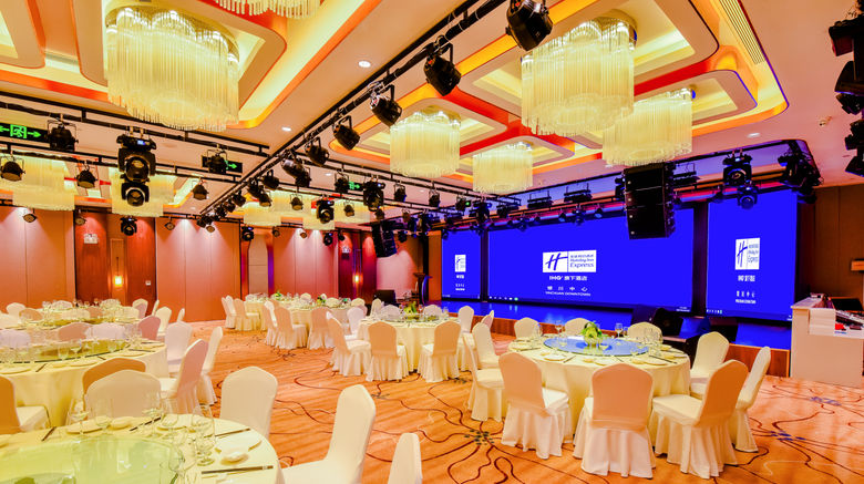 <b>Holiday Inn Express Yinchuan Downtown Ballroom</b>. Images powered by <a href="https://www.leonardoworldwide.com/" title="Leonardo Worldwide" target="_blank">Leonardo</a>.