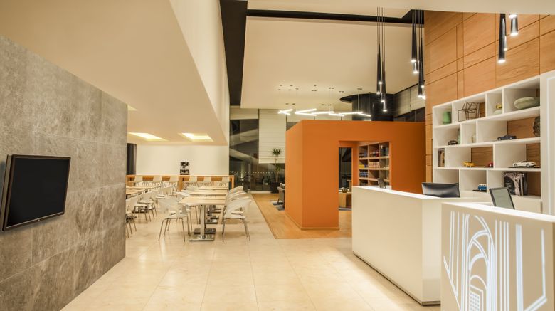 <b>Fiesta Inn Express Queretaro Constituyen Lobby</b>. Images powered by <a href="https://www.leonardoworldwide.com/" title="Leonardo Worldwide" target="_blank">Leonardo</a>.