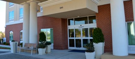 Holiday Inn Express Hotel & Suites Exterior