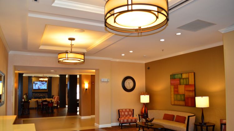 Holiday Inn Express Hotel & Suites Lobby
