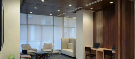 Holiday Inn Express Toronto Downtown Exterior