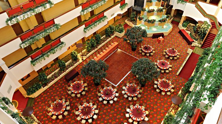 Holiday Inn Hotel & Suites  I-44 Restaurant
