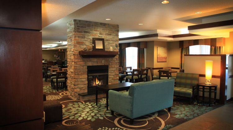 Staybridge Suites Lobby