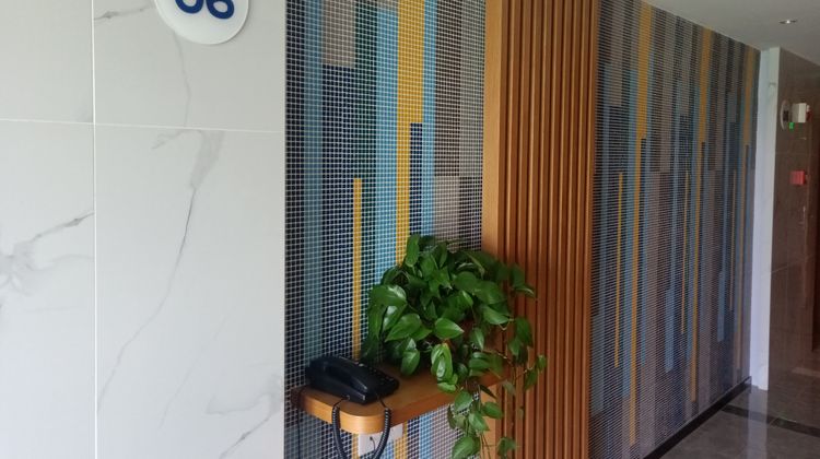 Holiday Inn Express Qujiang South Lobby