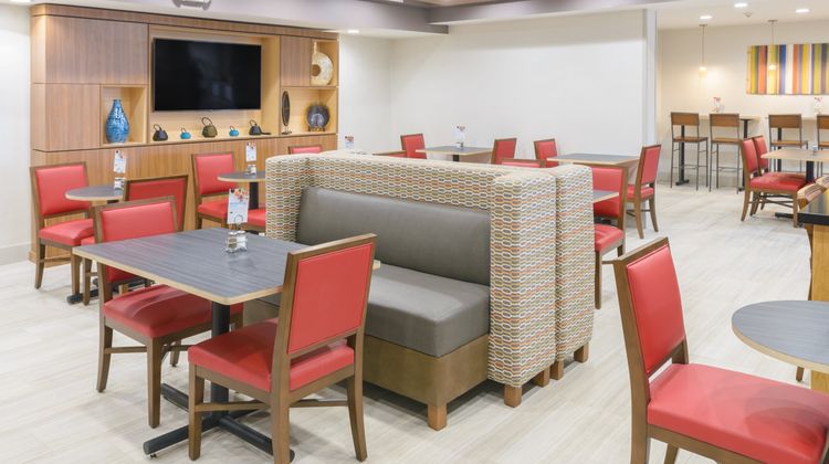 Holiday Inn Express Restaurant